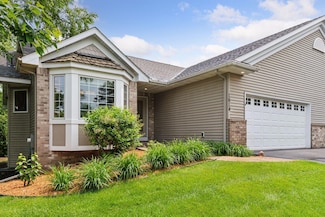 1614 Maple Manors Rd, Mound, MN 55364