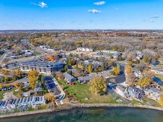 2803 Century Harbor Rd Unit 4, Middleton, WI 53562