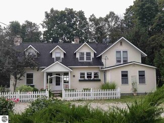 632 S Intermediate Lake Rd, Central Lake, MI 49622