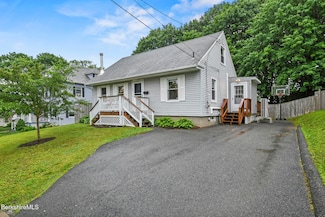 109 Euclid Ave, Pittsfield, MA 01201