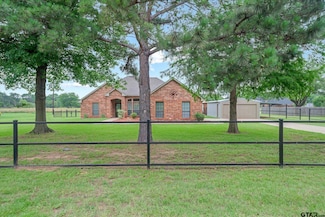 835 Harlan Rd, Seagoville, TX 75159