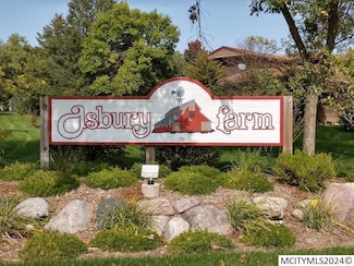45 Ridge Rd NE, Mason City, IA 50401