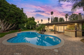 324 W South Ave, Redlands, CA 92373