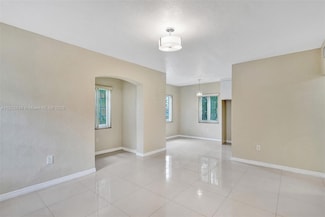 1199 Marseille Dr Unit 15, Miami Beach, FL 33141
