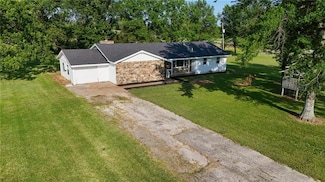 8910 K-39 Hwy, Chanute, KS 66720