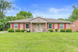 3531 Greentree Rd, Lexington, KY 40517