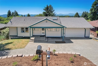 3525 Harbel Dr NE, Bremerton, WA 98310