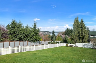 1114 Leschi Dr, Fox Island, WA 98333
