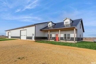 2268 300th Ave, de Witt, IA 52742