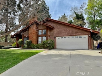 99 Village Loop Rd, Pomona, CA 91766