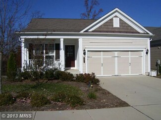 53 Denison St, Fredericksburg, VA 22406