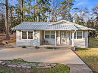 48 Whispering Pine Trail, Mount Vernon, TX 75457