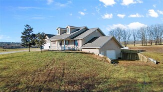 14 Sunny Hill Ln, Perryville, MO 63775