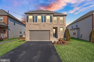 42510 Oxford Forest Cir, Chantilly, VA 20152
