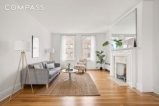 35-55 76th St Unit 52, Flushing, NY 11372