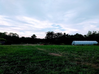 1751 Warford St, Memphis, TN 38108