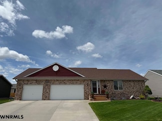 955 18th St, Gering, NE 69341
