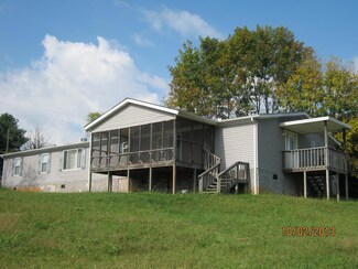 8635 Scott Rd, Corryton, TN 37721