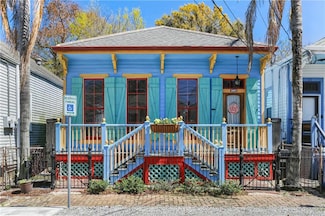 715 Constantinople St, New Orleans, LA 70115