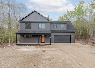 18 Aerie Dr, Windham, ME 04062