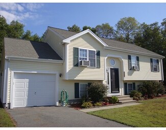 132 Morrison Rd, East Taunton, MA 02718