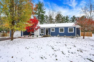 607 W 77th St Dr S, Indianapolis, IN 46260