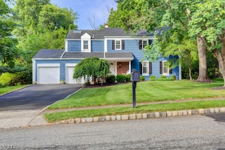 7 Heritage Ln, Whippany, NJ 07981