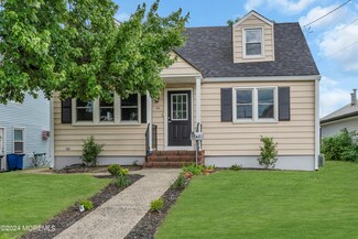 35 Lower Main St, Matawan, NJ 07747
