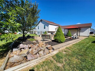 1057 Delmar Dr, O Fallon, MO 63366
