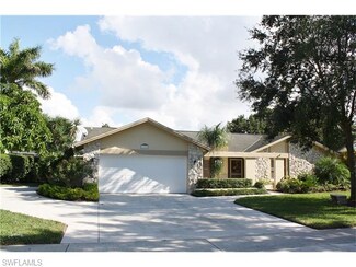 1550 Nottingham Dr, Naples, FL 34109