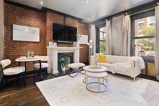 454 W 50th St Unit 2-F, New York, NY 10019