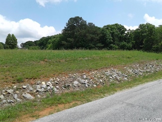 38A Great Creek Dr, La Crosse, VA 23950