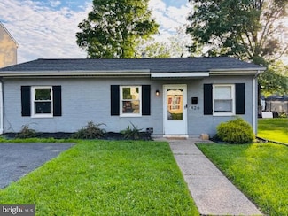 426 Carver Dr, Wilmington, DE 19801