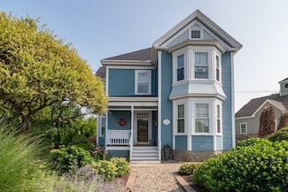 55 Linebrook Rd Unit 1, Ipswich, MA 01938