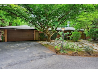 10710 S Moapa Ave, Portland, OR 97219