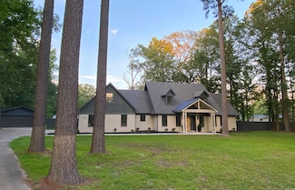 1910 Amy Ln, White Hall, AR 71602