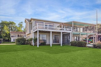 76 Lakeview Village, Montgomery, TX 77356