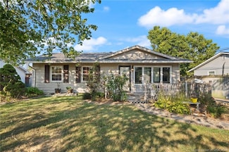 826 Sandra Dr, Jeffersonville, IN 47130