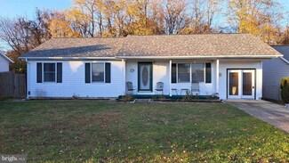 243 Fulton Ave, Charles Town, WV 25414