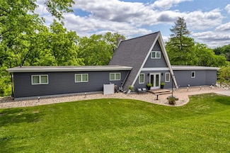 3265 Dartmoor Rd, Ames, IA 50014
