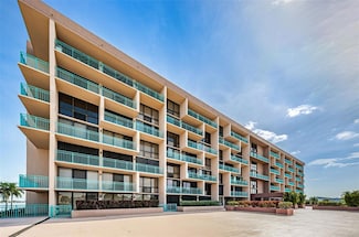 1 Key Capri Unit 310E, Treasure Island, FL 33706