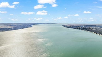 31198 Lake Forest Dr, Tabor, SD 57063
