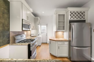 50 Bright St Unit 1L or 101, Jersey City, NJ 07302