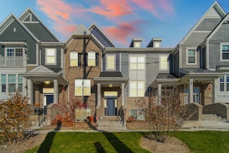 1997 Kingsley Cir, Northbrook, IL 60062