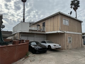 208 N Wright St, Santa Ana, CA 92701