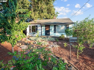 7416 SE Tolman St, Portland, OR 97206
