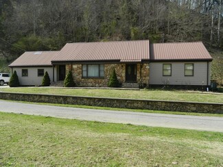 1280 Taylor Fork, Belfry, KY 41514