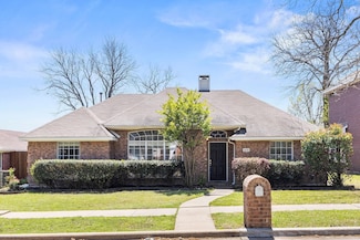 2218 Heather Ridge Ln, Garland, TX 75040