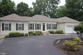 3255 Mills Pond Dr, Port Republic, MD 20676