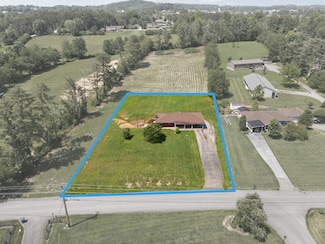 386 Boggs Rd, London, KY 40744